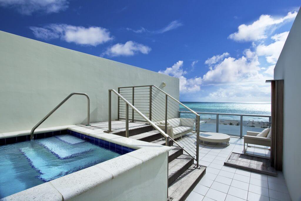 ...a sweet rooftop jacuzzi 